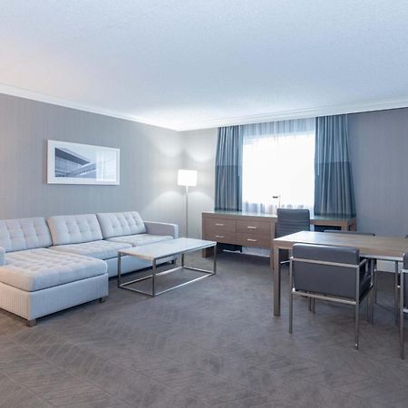 Sandman Signature Lethbridge Lodge Bagian luar foto